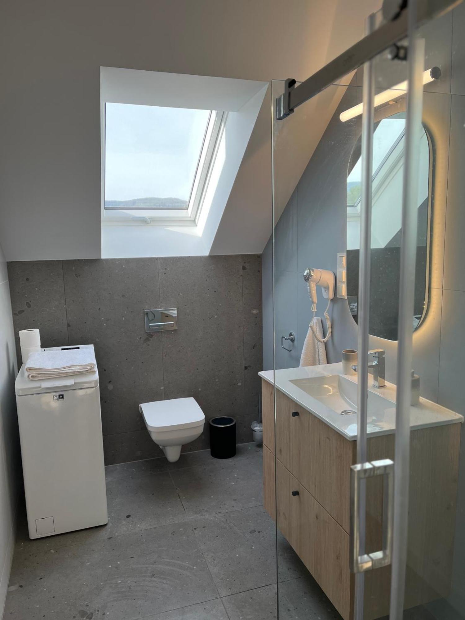 Nad Jeziorem Apartment Międzybrodzie Bialskie